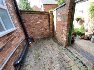 Photo 6- click for photo gallery